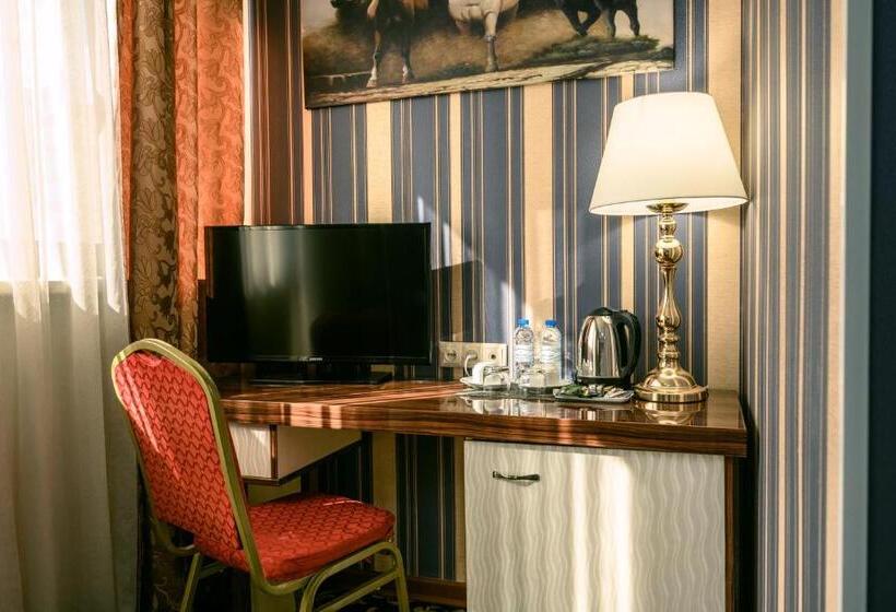 수피리어 테라스 룸, Royal Plaza By Stellar Hotels, Yerevan