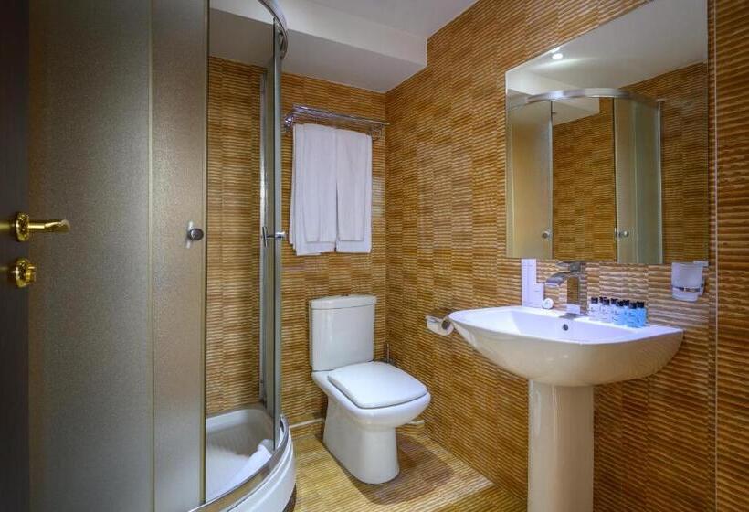 주니어 스위트 발코니, Royal Plaza By Stellar Hotels, Yerevan