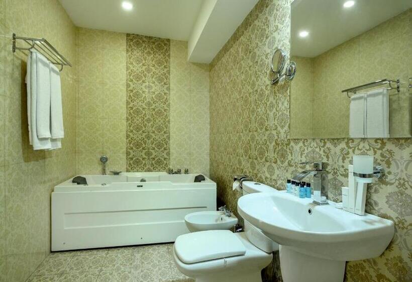 수피리어 스위트, Royal Plaza By Stellar Hotels, Yerevan