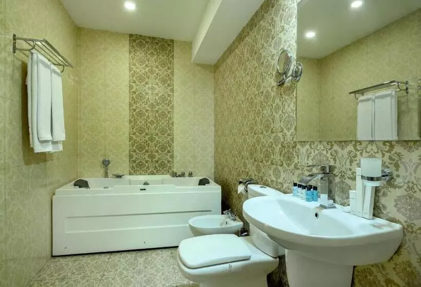سوییت سوپریور, Royal Plaza By Stellar Hotels, Yerevan