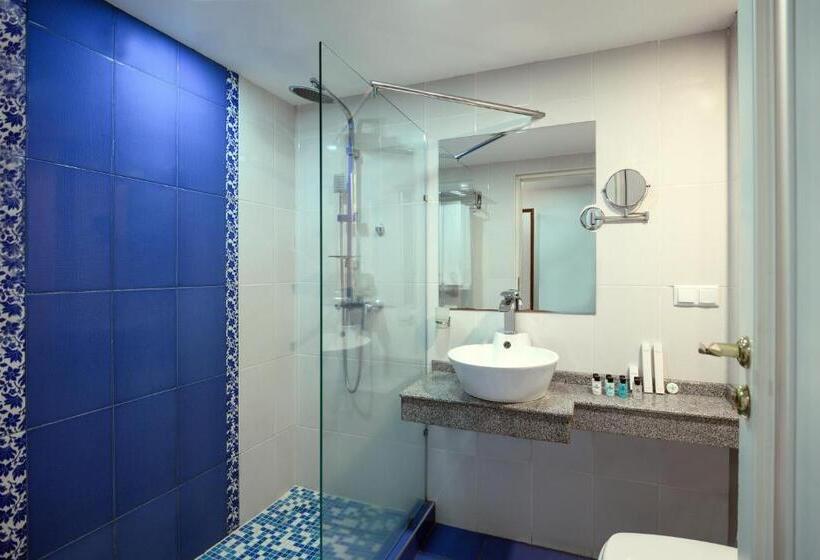 발코니 디럭스 룸, Royal Plaza By Stellar Hotels, Yerevan