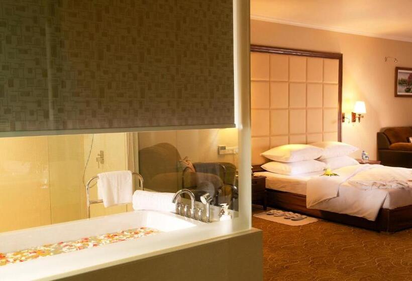 اتاق لوکس با چشمانداز دریا, Sea Links Beach