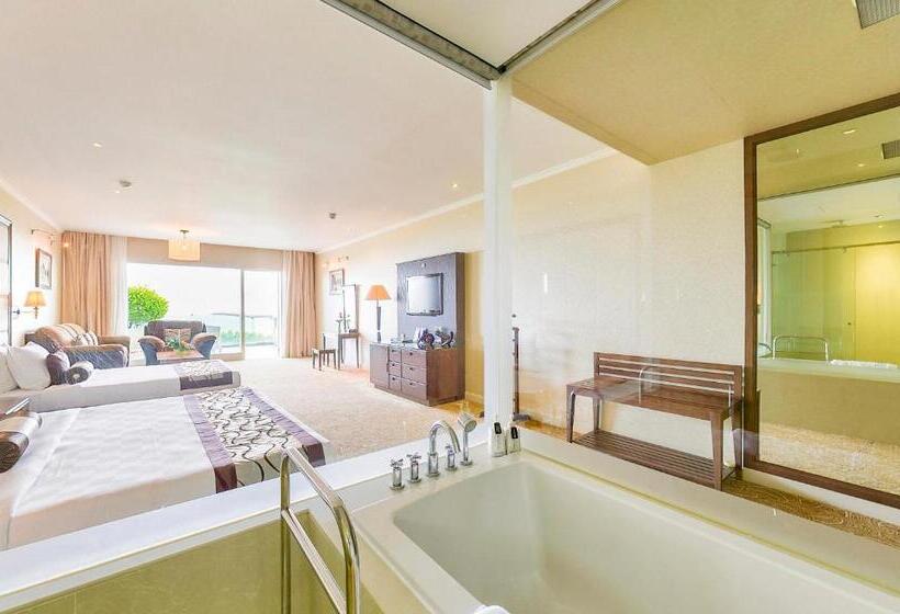 اتاق لوکس با چشمانداز دریا, Sea Links Beach