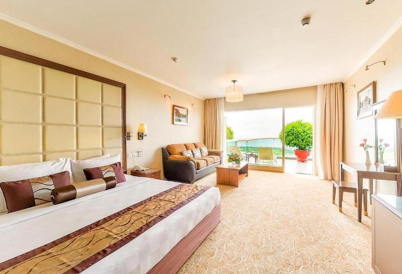 اتاق لوکس با چشمانداز دریا, Sea Links Beach