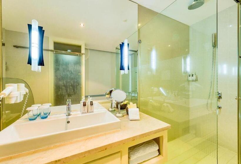 اتاق سوپریور با چشمانداز دریا, Sea Links Beach