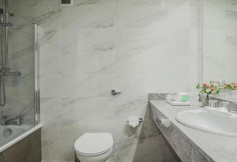 חדר סטנדרט, The Ashe