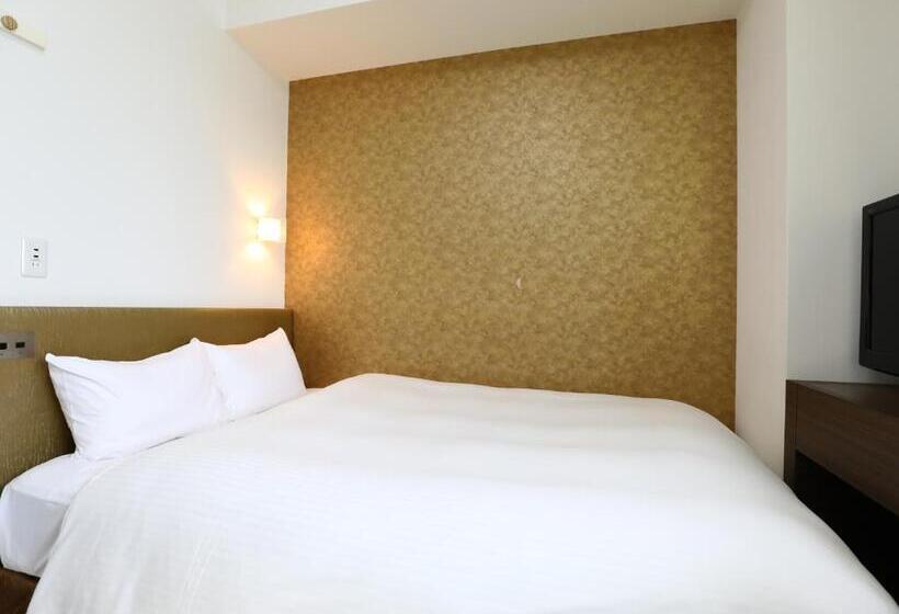 베이직 룸 더블 침대, Wing International Himeji