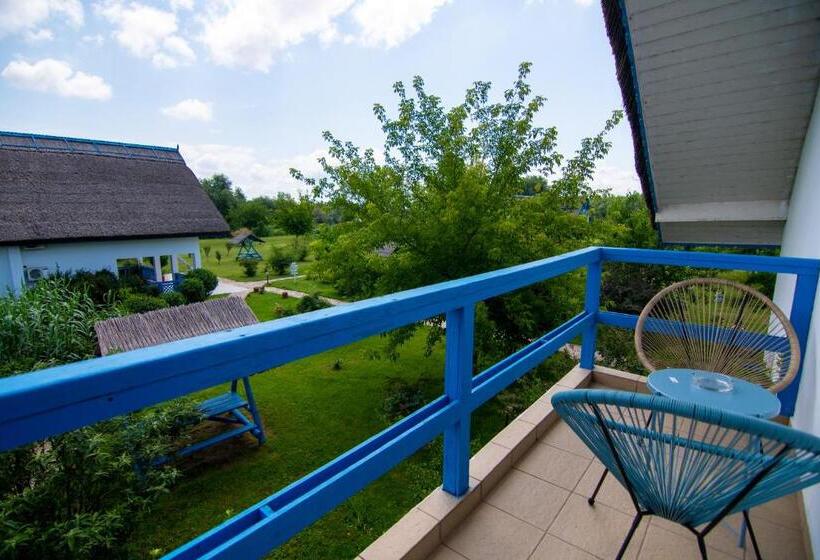 발코니 디럭스 룸, Cherhana Resort