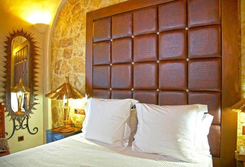 اتاق پرمیوم, Casa Pinto