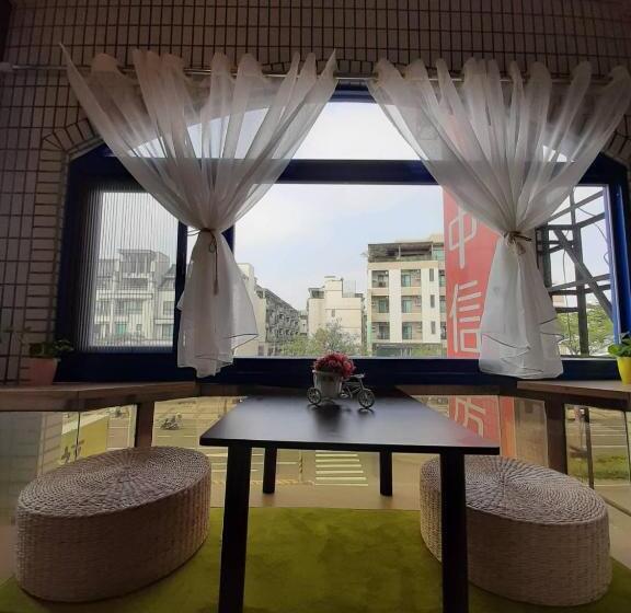 اتاق خانوادگی, Tainan Suite 1