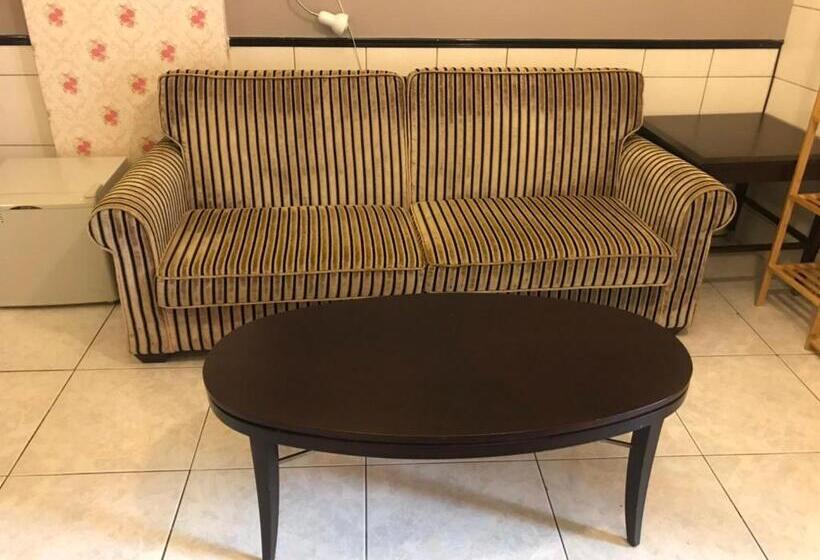 اتاق خانوادگی, Tainan Suite 1