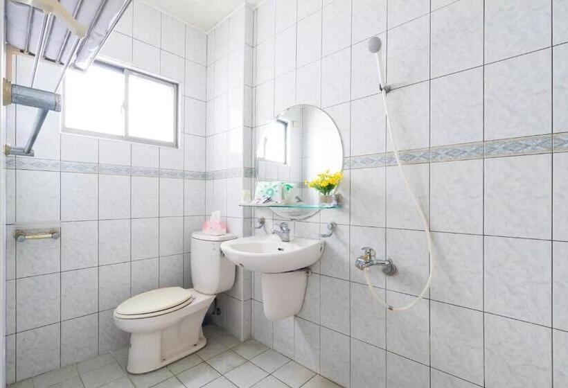 اتاق استاندارد چهار تخته, Tainan Suite 1