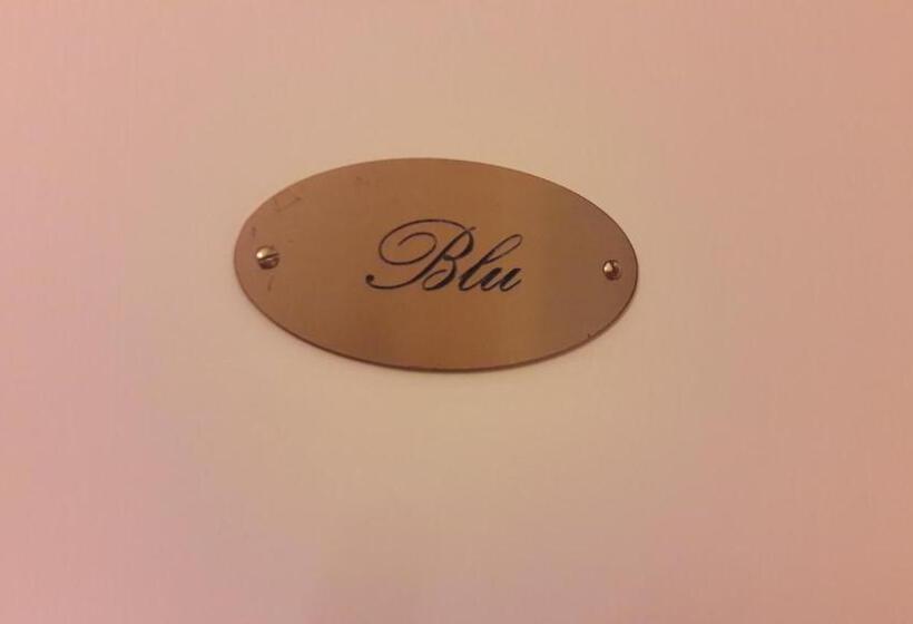 اتاق استاندارد, A Teatro