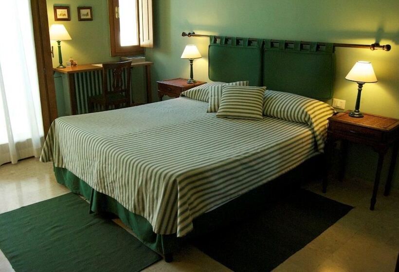 اتاق استاندارد, A Teatro