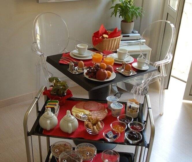 Quarto Estandar, Rome Vatican Suite