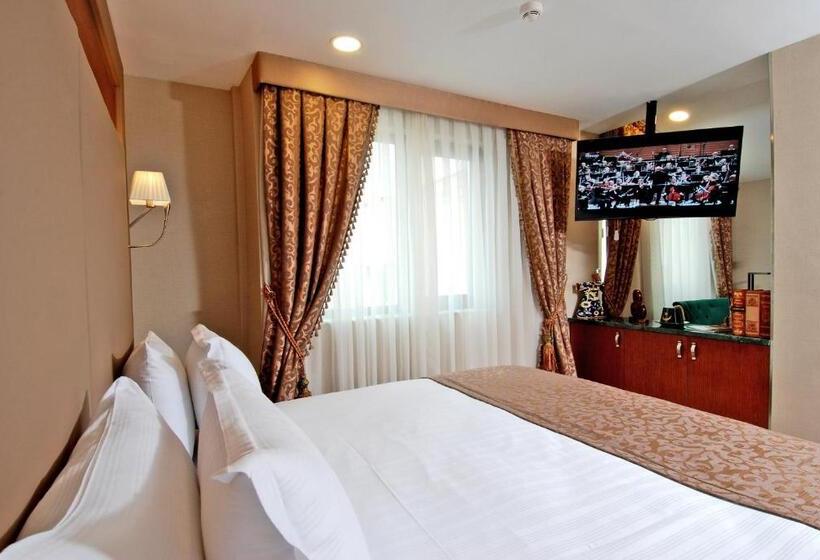 سوییت جونیور, Dosso Dossi Hotels Old City