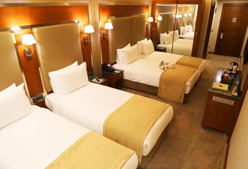 اتاق استاندارد چهار تخته, Dosso Dossi Hotels Old City