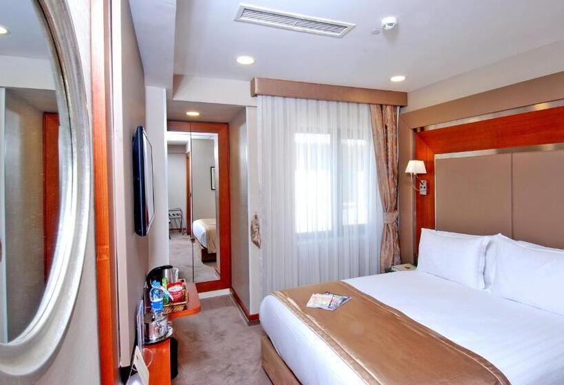 اتاق خانوادگی, Dosso Dossi Hotels Old City