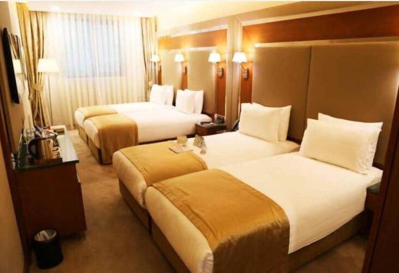 اتاق استاندارد چهار تخته, Dosso Dossi Hotels Old City