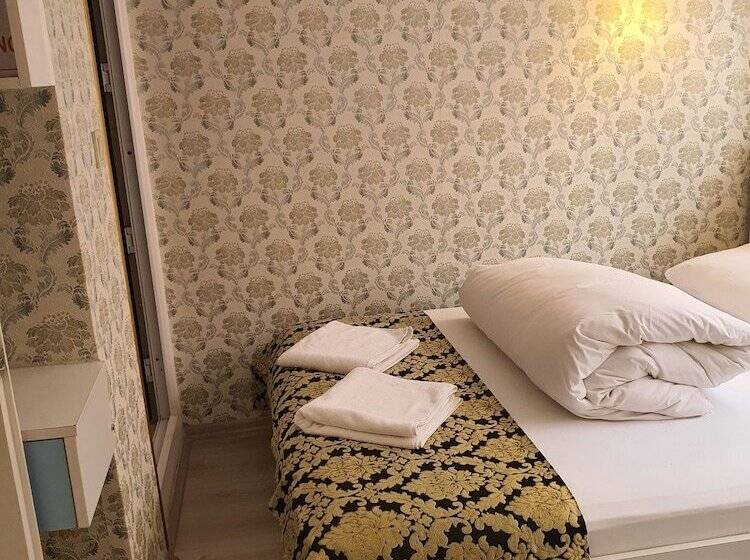 スタンダードトリプルルーム, Tulip Guesthouse