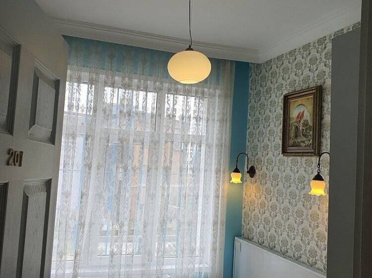 バス共有のスタンダードルーム, Tulip Guesthouse