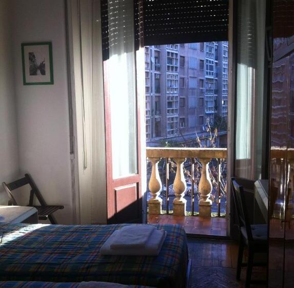 חדר מוזל מקלחת משותפת, Gambara