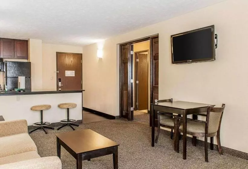 スイート, Quality Inn & Suites