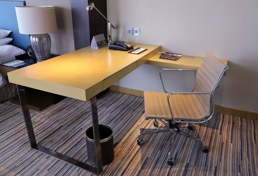 غرفة كلوب, Renaissance Huizhou