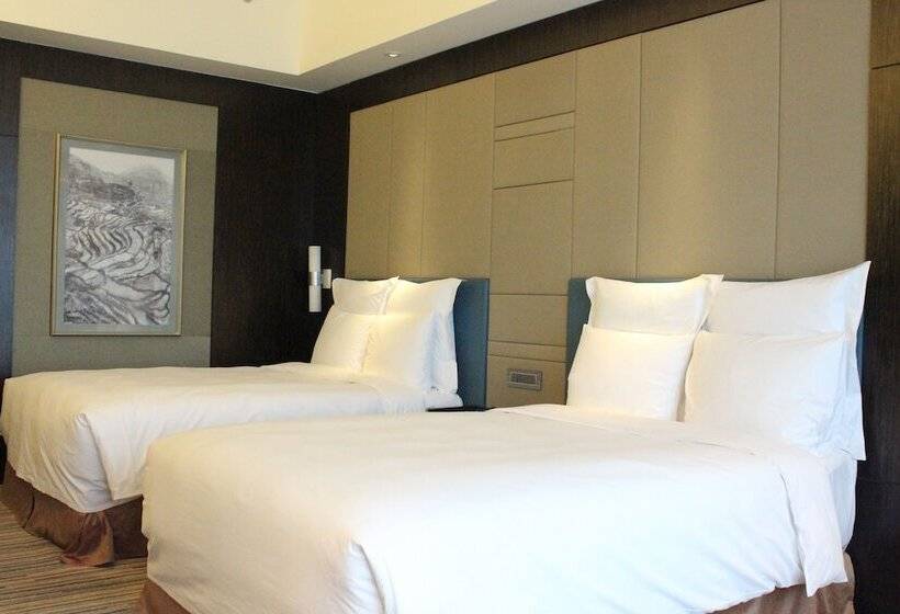 غرفه قياسيه سريرين مزدوجين, Renaissance Huizhou