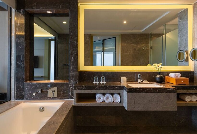 غرفة كلوب, Renaissance Huizhou