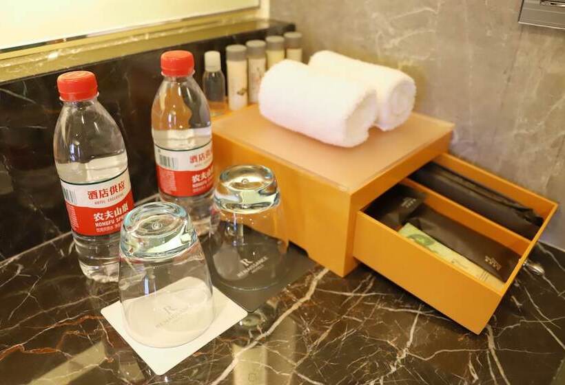 غرفة كلوب, Renaissance Huizhou