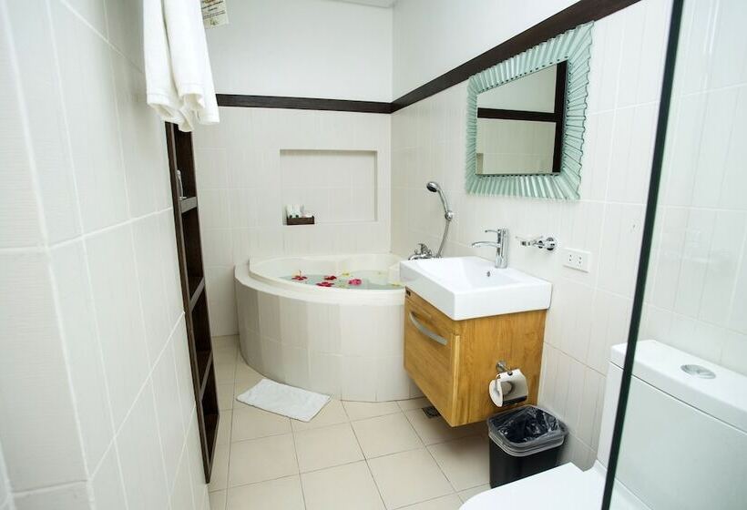 Suite, Soffia Boracay