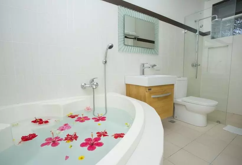 Svit, Soffia Boracay