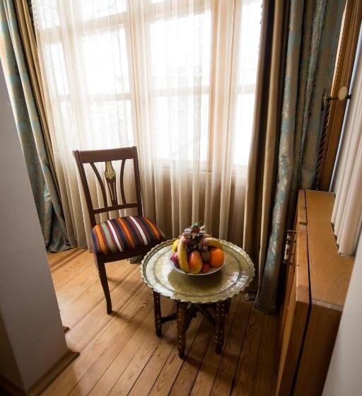 スタンダードルーム, Sultan Corner