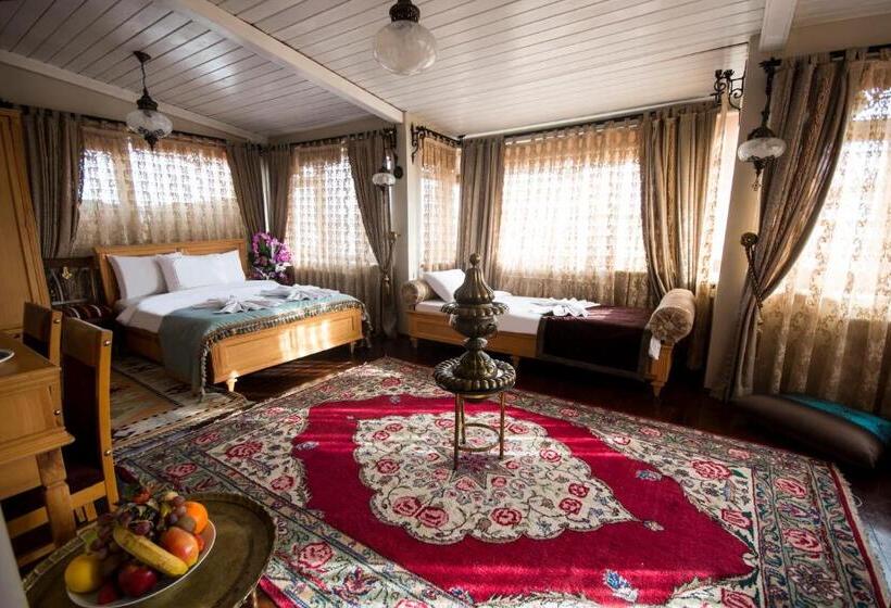 デラックスファミリールーム, Sultan Corner