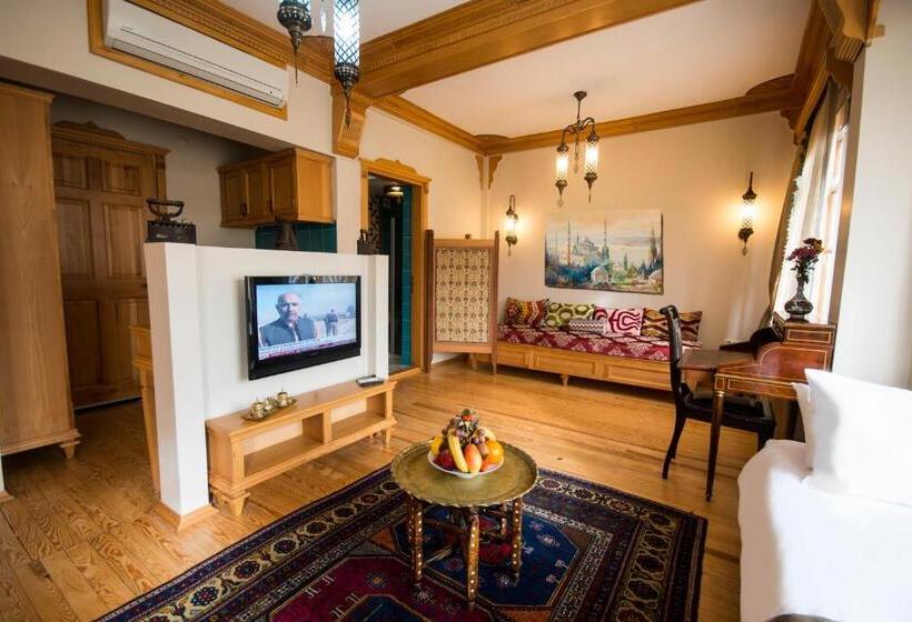 デラックスファミリールーム, Sultan Corner