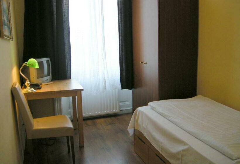 اتاق استاندارد یک نفره, Pension Schottentor