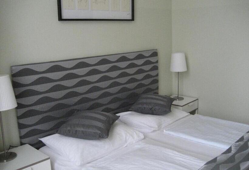 اتاق استاندارد, Pension Schottentor