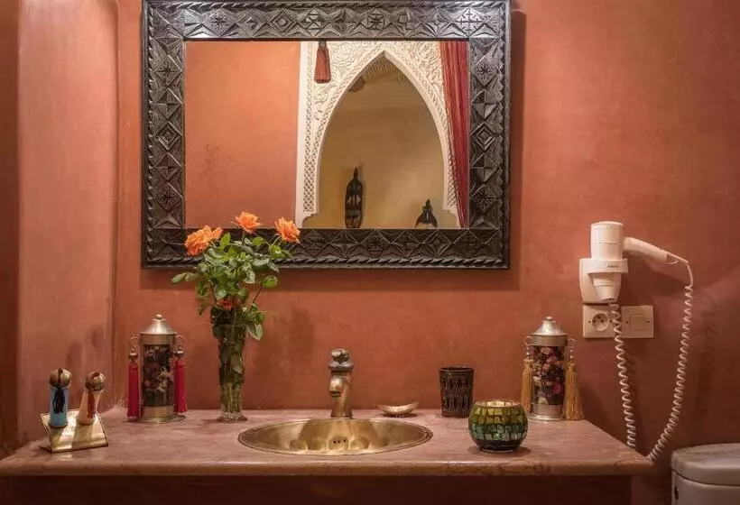 سوییت, Riad Dar Attika