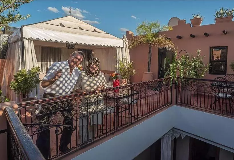 سوییت, Riad Dar Attika