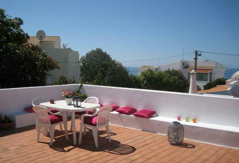 آپارتمان 1 خوابه, Vivenda Brito