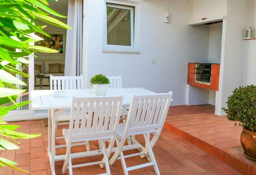 آپارتمان 1 خوابه, Vivenda Brito