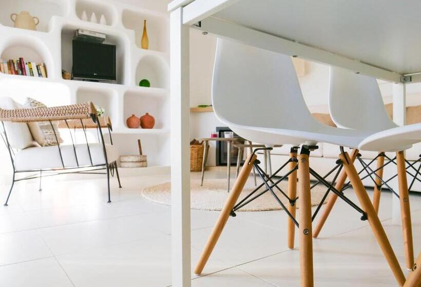 آپارتمان 1 خوابه, Vivenda Brito