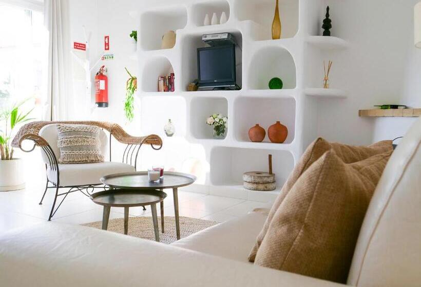 آپارتمان 1 خوابه, Vivenda Brito