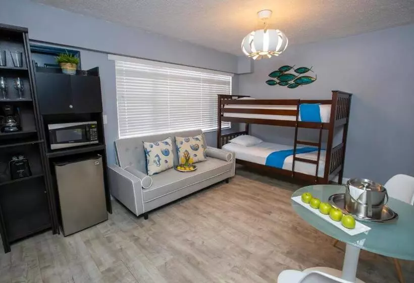 ファミリールーム, Hollywood Beach Suites And