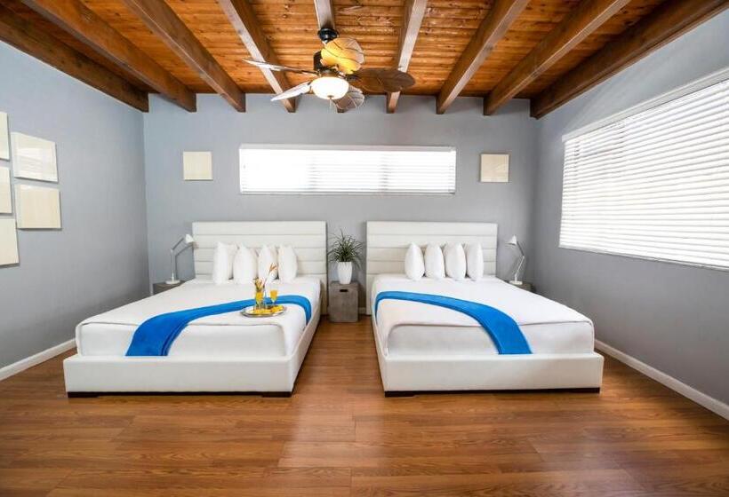 패밀리 룸, Hollywood Beach Suites And