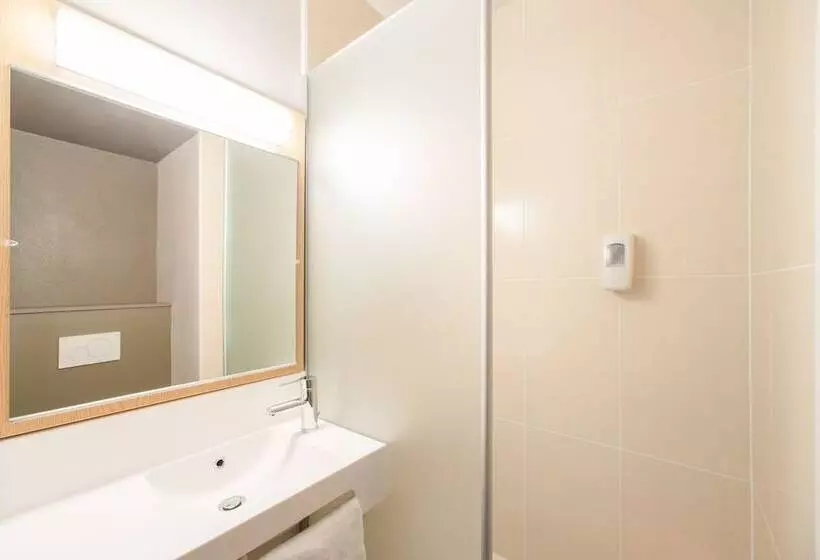 身障者適用スタンダードルーム, B&b Hotel Paris Porte Des Lilas