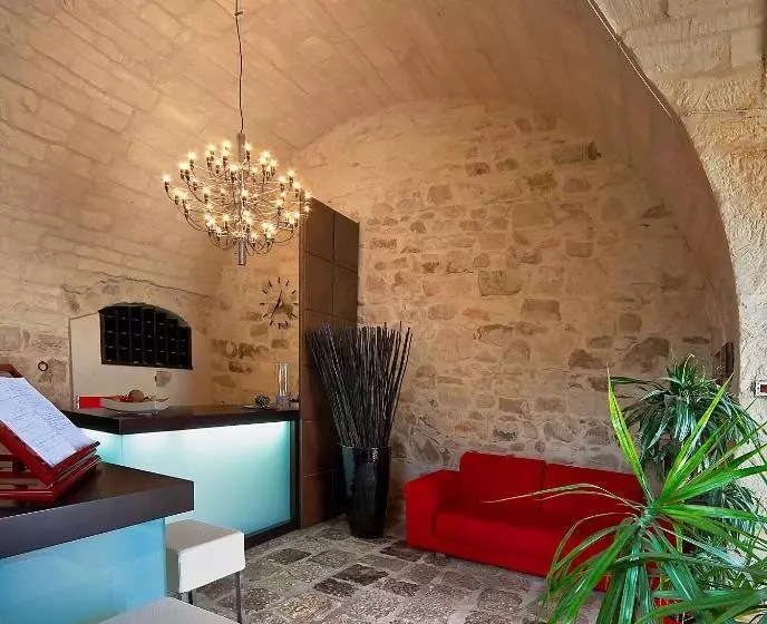 اتاق سوپریور, Casato Licitra