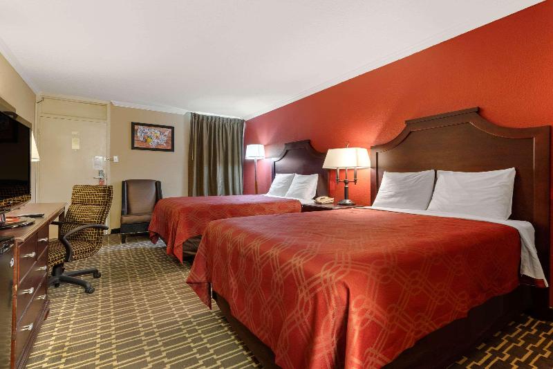 חדר סטנדרט, Days Inn By Wyndham Hinesville Near Fort Stewart, Newly Renovated, Free Hot Breakfast, Restaurant An