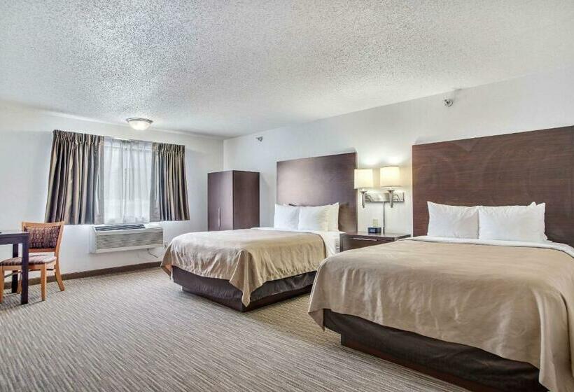 غرفة قياسية, Everspring Inn & Suites